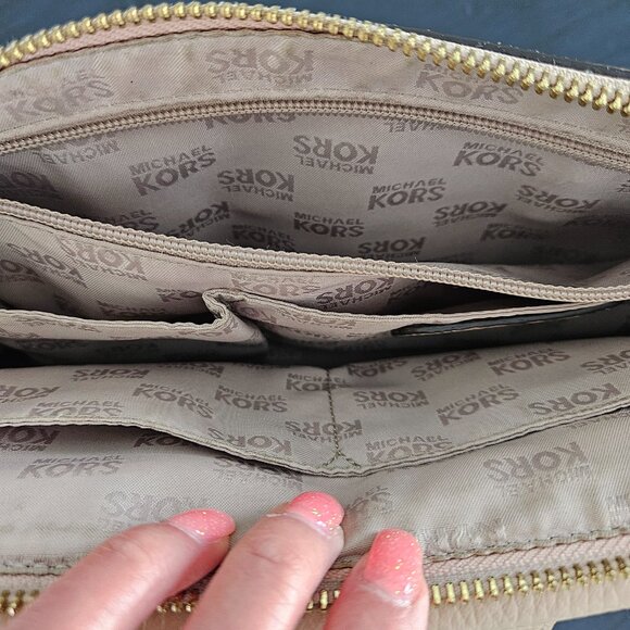 Michael Kors crossbody satchel - Picture 11 of 15